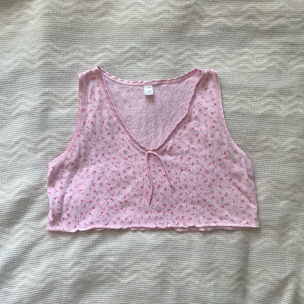 Pink K cropped floral tank